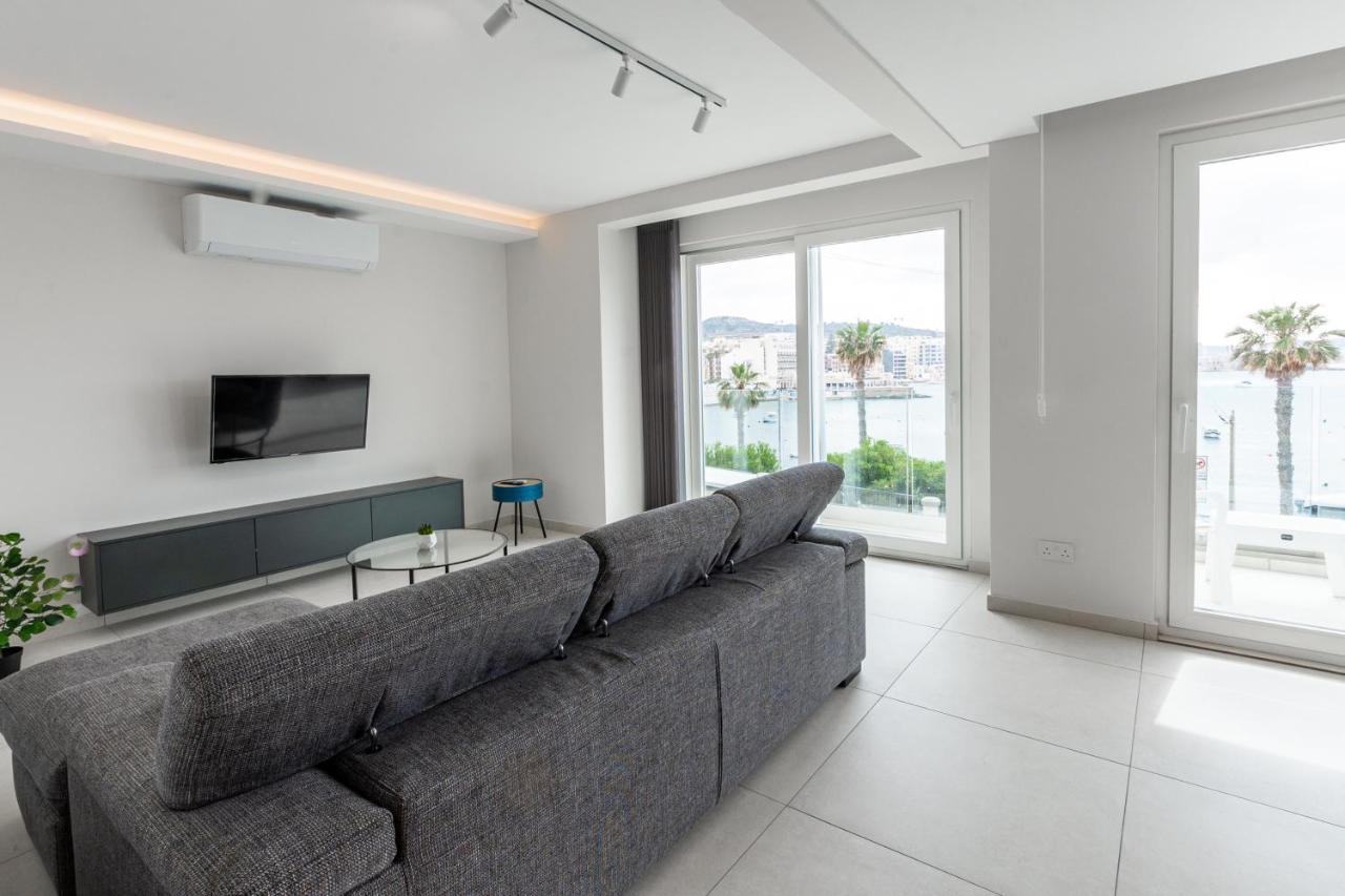 Seafront Luxury Apartment St. Paul's Bay Exteriér fotografie